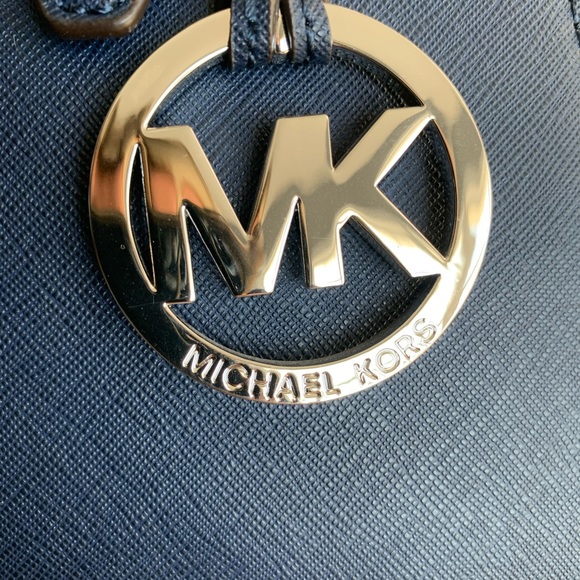 Michael Kors Large Saffiano Satchel - Picture 7 of 7